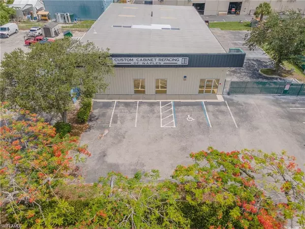 Naples, FL 34104,4491 MERCANTILE AVE