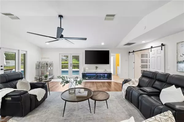 Naples, FL 34105,2720 68th ST SW