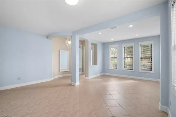 Fort Myers, FL 33913,12129 Country Day CIR