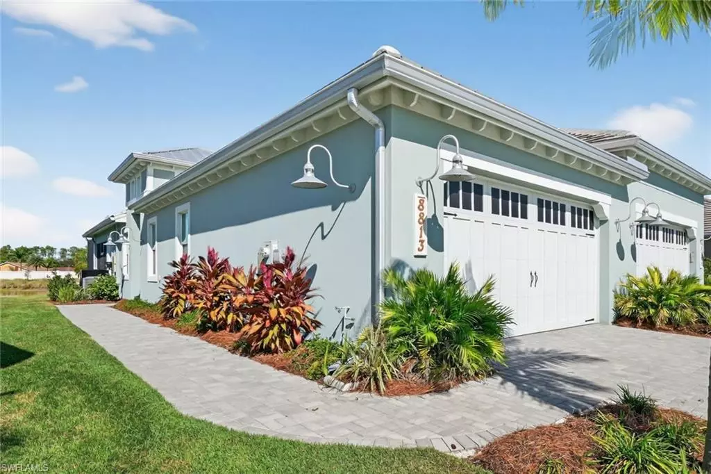 Naples, FL 34112,8813 Yucatan CT