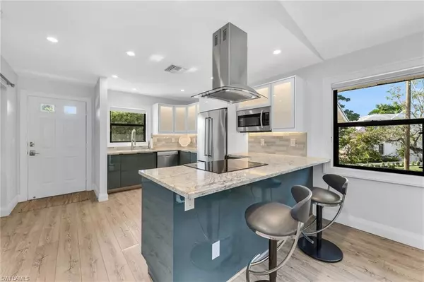 Naples, FL 34102,1100 9th ST S #C201