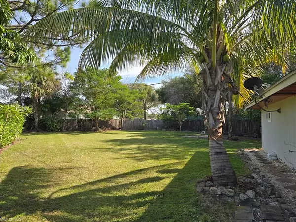 Bonita Springs, FL 34135,27989 Temple Terrace DR