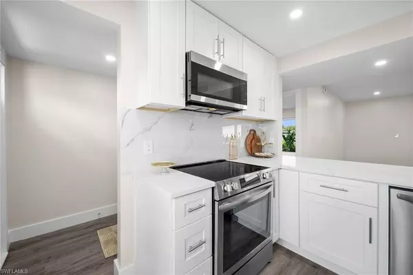 Naples, FL 34112,378 Palm DR #1