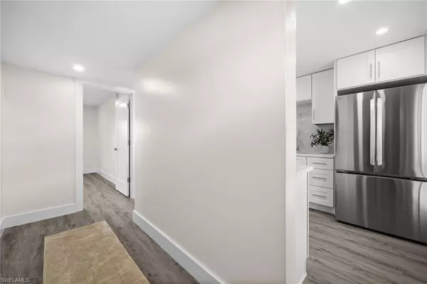 Naples, FL 34112,378 Palm DR #1