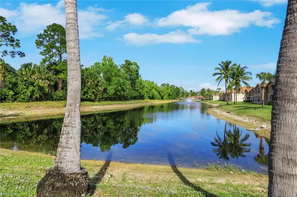 Naples, FL 34104,8285 Ibis Club DR #809