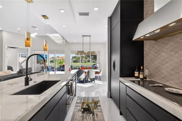 Naples, FL 34109,3956 Isla Ciudad CT