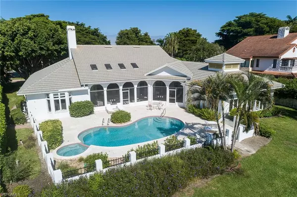 Naples, FL 34108,708 Nathan Hale DR