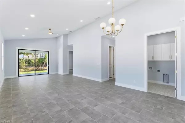 Fort Myers, FL 33908,19871 Adams RD