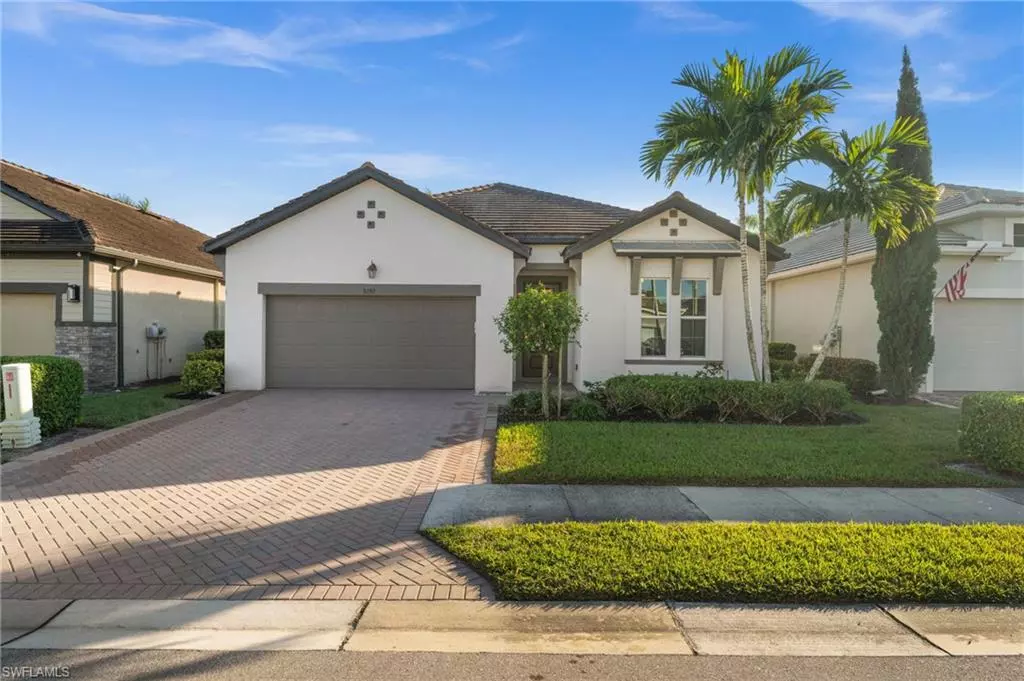 Naples, FL 34120,3292 Pilot CIR