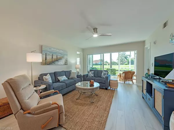 Naples, FL 34112,5950 Amherst DR #A106