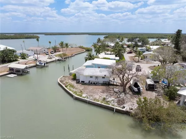 Naples, FL 34140,315 pettit DR