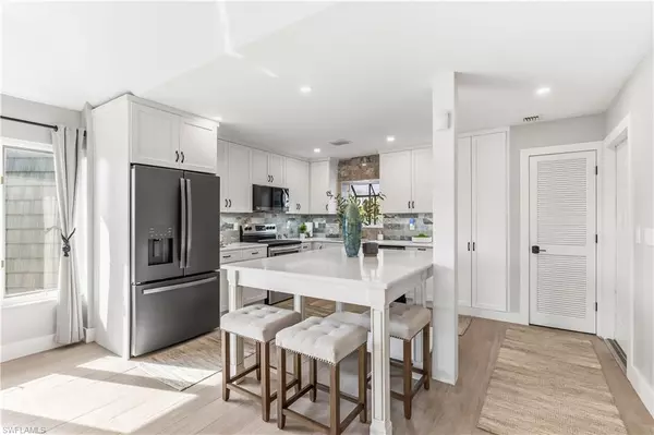 Naples, FL 34105,1554 Oyster Catcher PT #1554C