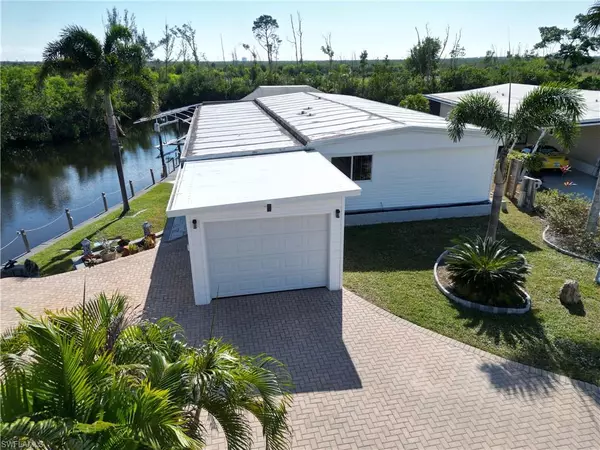 Fort Myers Beach, FL 33931,17941 Bryan CT