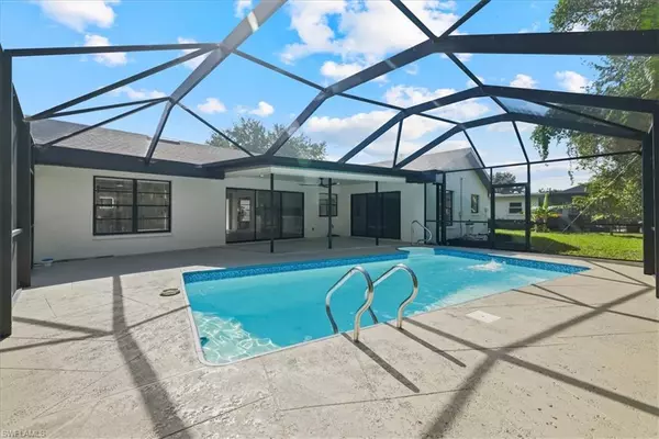 Naples, FL 34112,4396 Beechwood Lake DR