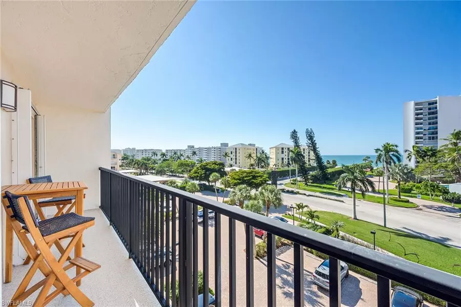 3500 Gulf Shore BLVD N #505, Naples, FL 34103