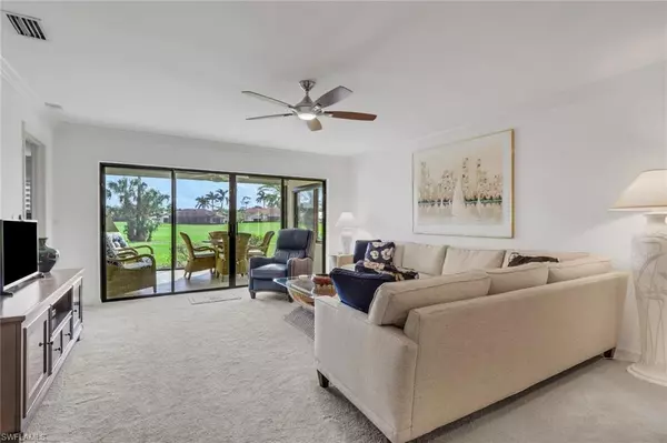 Naples, FL 34104,5276 Fox Hollow DR #602