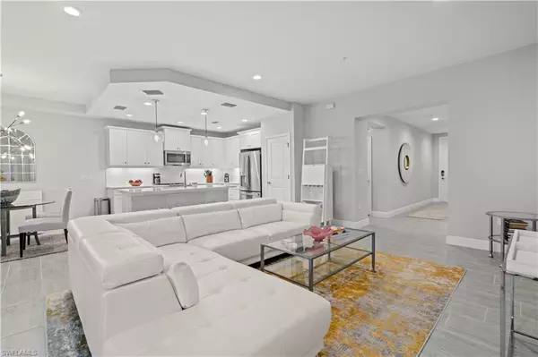 Naples, FL 34112,2560 Seychelles DR #1003