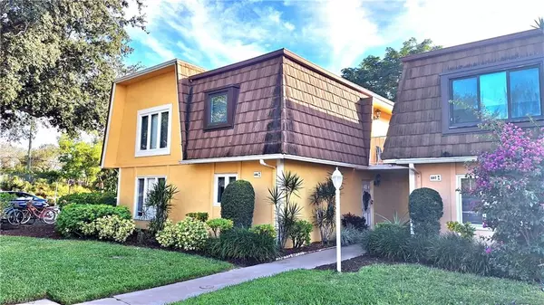 406 Meadowlark LN #406A, Naples, FL 34105