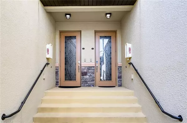 Bonita Springs, FL 34135,17400 Cherrywood CT #7102