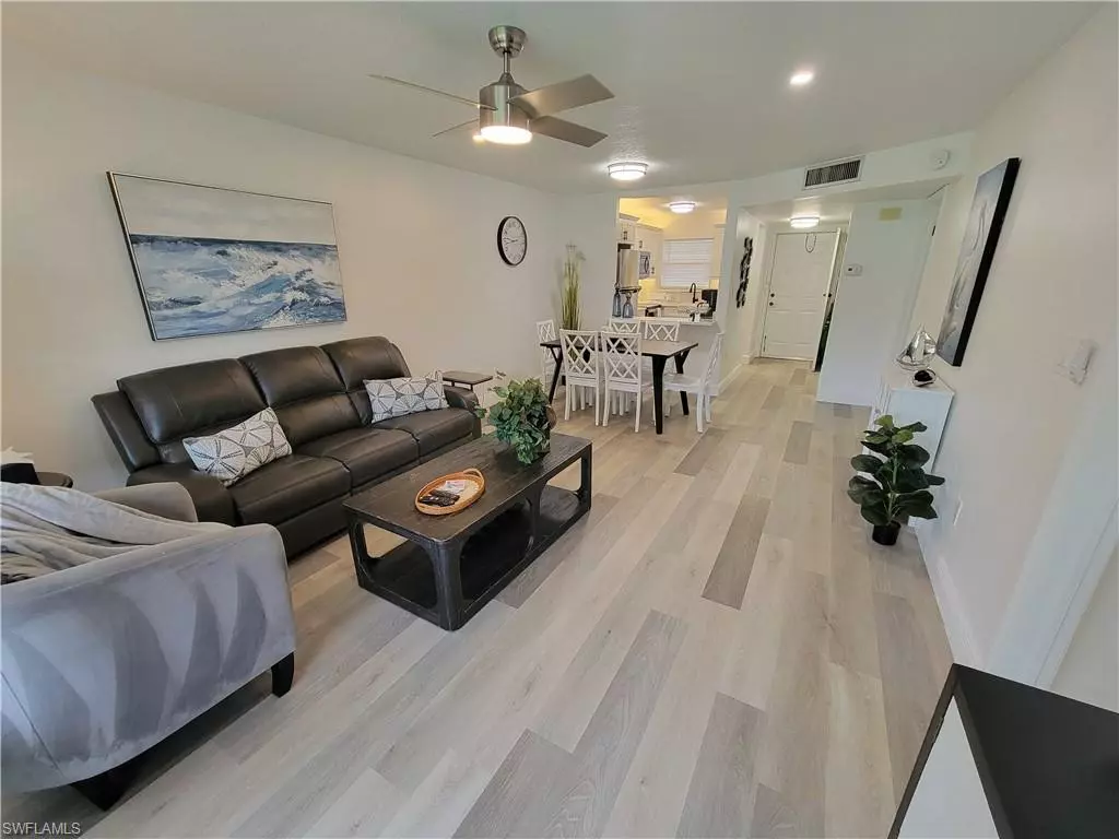 Naples, FL 34105,200 Forest Lakes BLVD #111