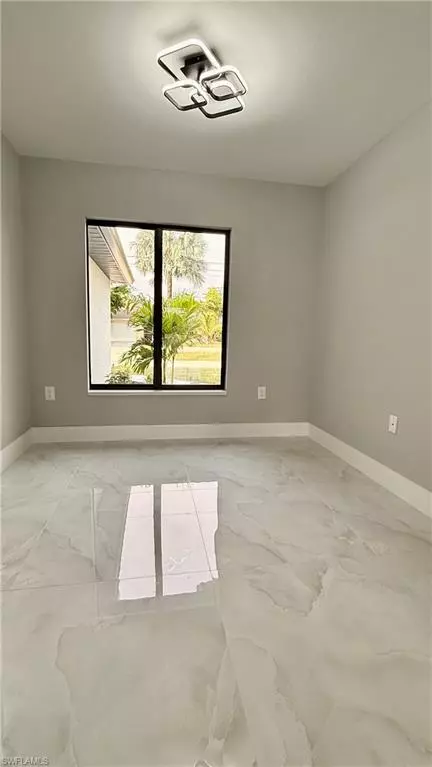 Lehigh Acres, FL 33976,3513 2nd ST SW