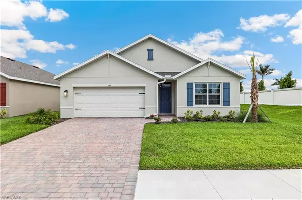 3618 Crosswater DR, North Fort Myers, FL 33917