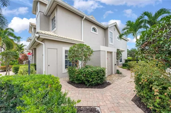 Bonita Springs, FL 34135,28080 Cavendish CT #2006