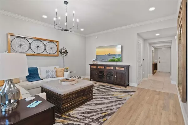 Naples, FL 34102,1015 Sandpiper ST #D102