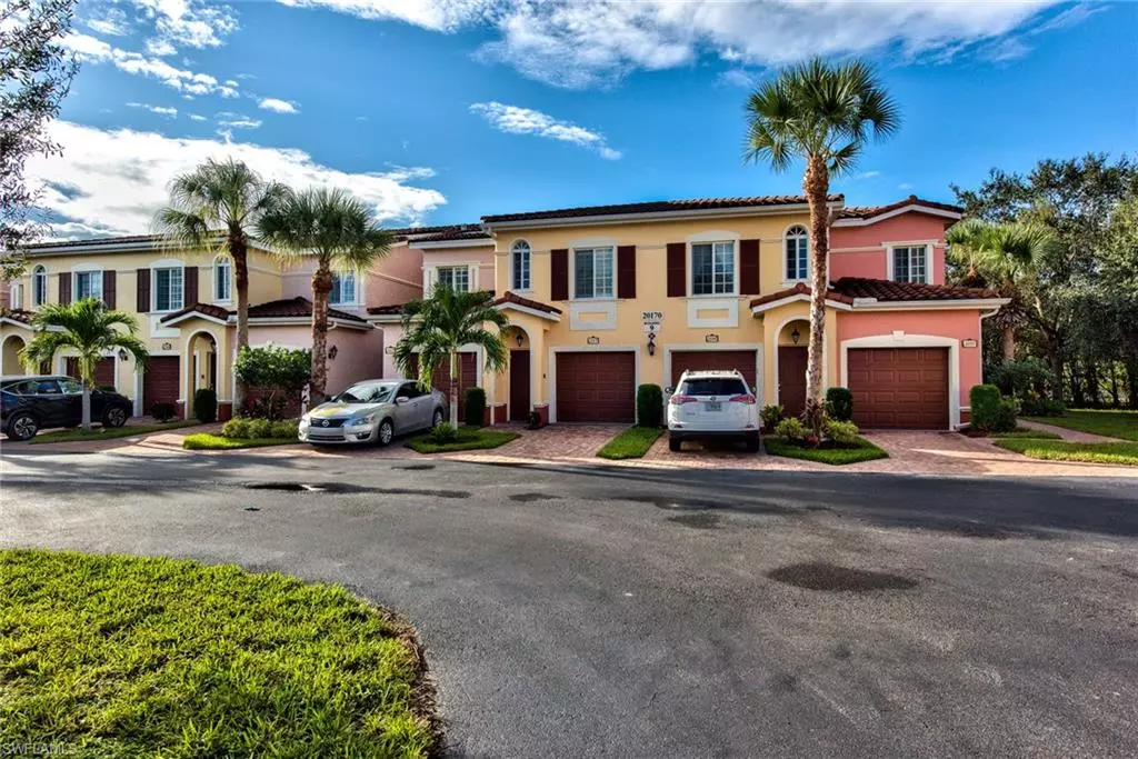 Estero, FL 33928,20170 Estero Gardens CIR #207