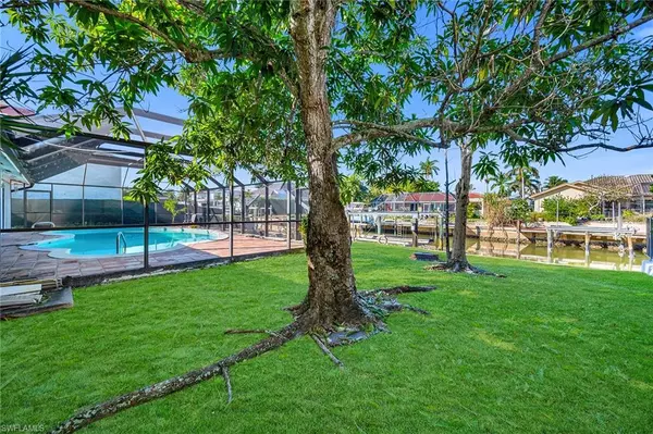 Naples, FL 34102,2170 Snook DR