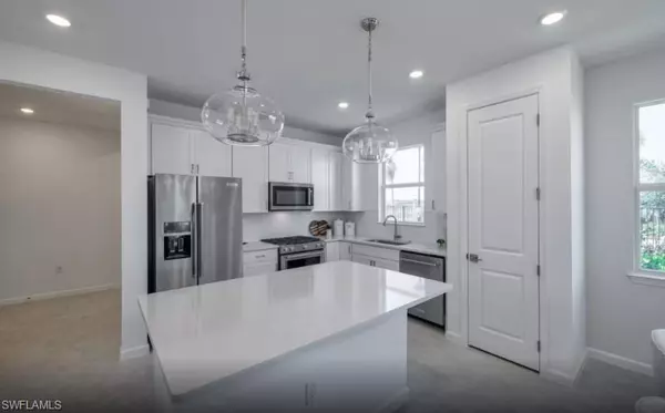 Alva, FL 33920,12641 Pyrite CT