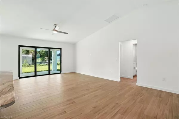 Lehigh Acres, FL 33976,2607 38th ST SW