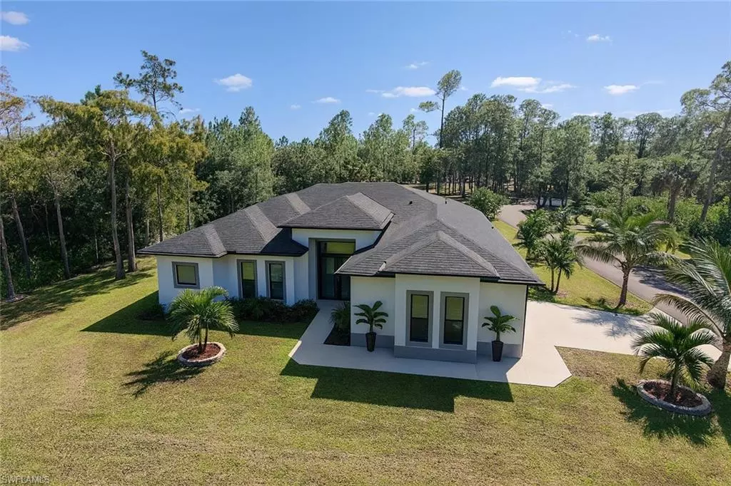 Naples, FL 34117,2330 4th AVE SE