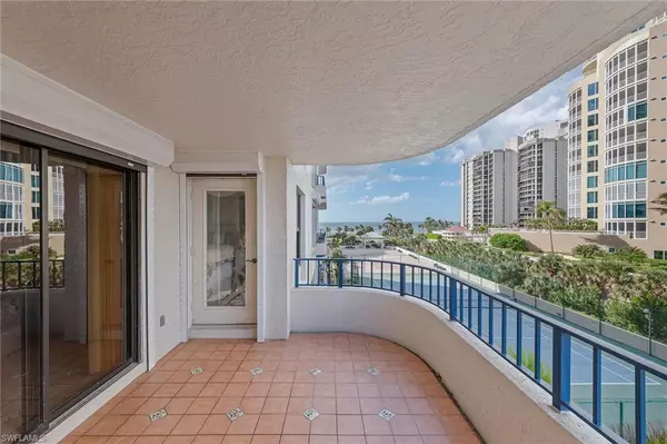4451 Gulf Shore BLVD N #505, Naples, FL 34103
