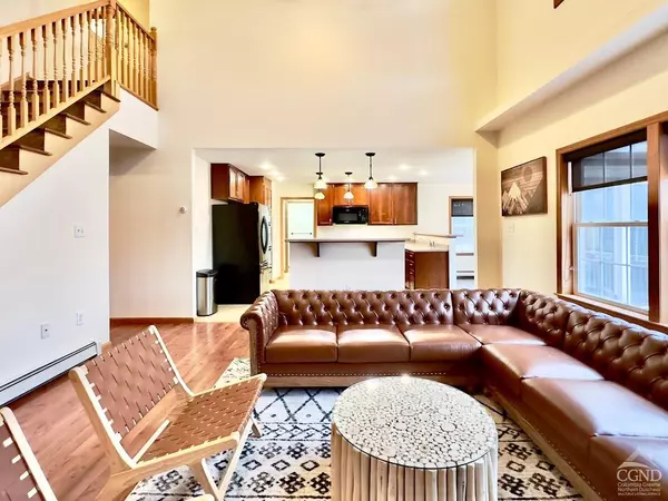 Jewett, NY 12444,90 Cramer RD