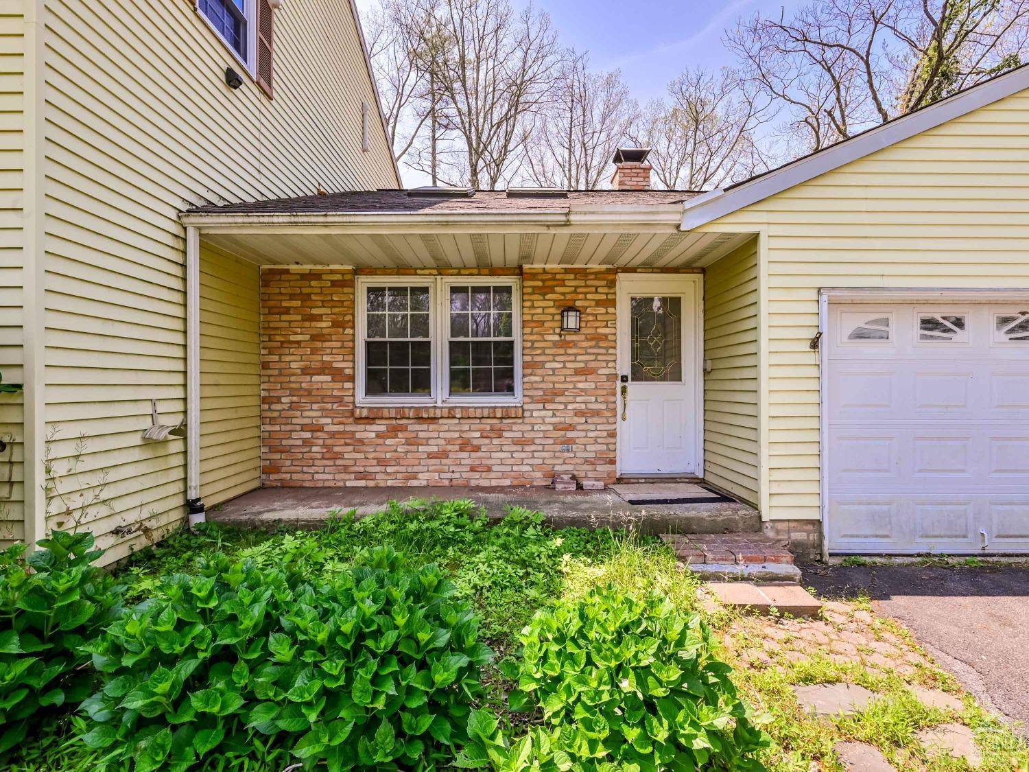 Hurley, NY 12491,11 Sandy CT