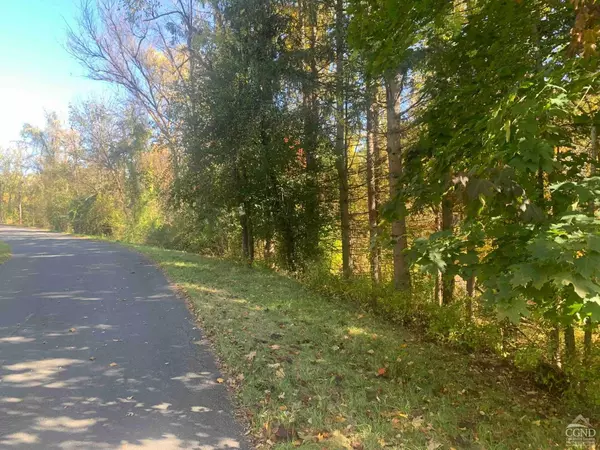 0 Millard RD, Schaghticoke, NY 12123