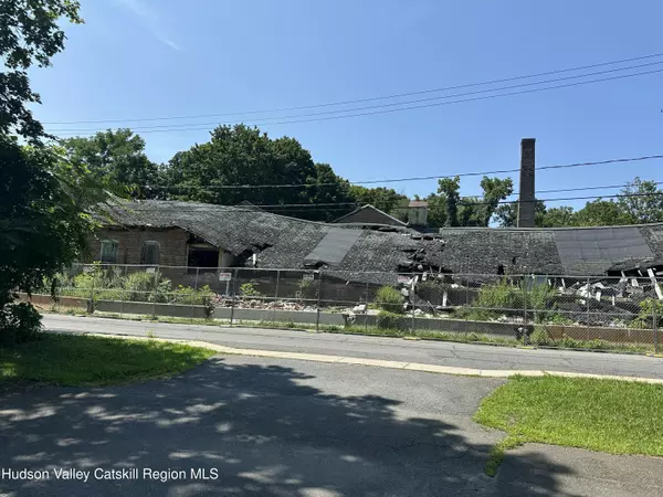 1306 River ST, Valatie, NY 12184