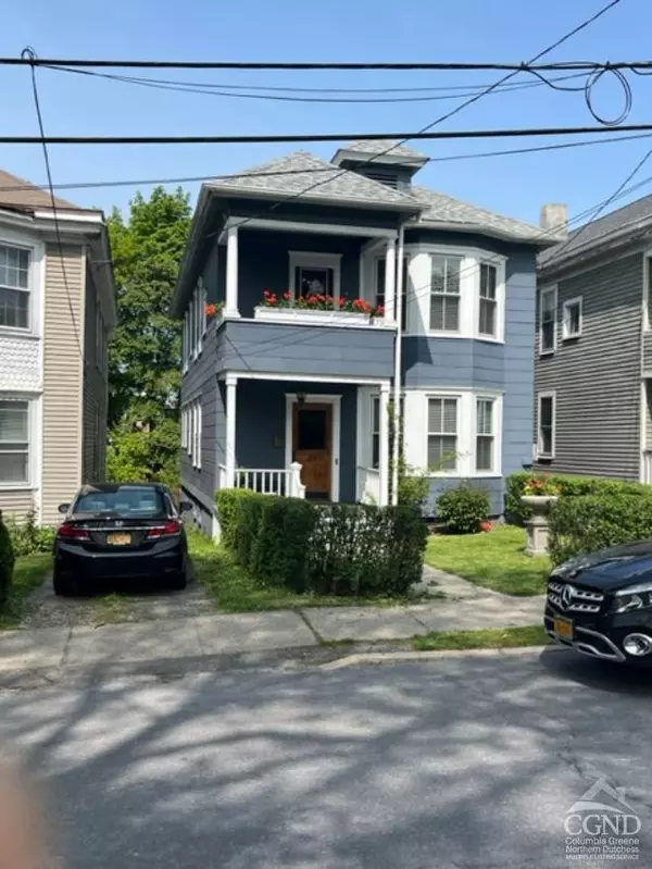 Hudson, NY 12534,154 Green ST #1