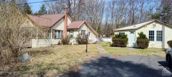 436 - 450 Scutt RD,  Greenville,  NY 12083