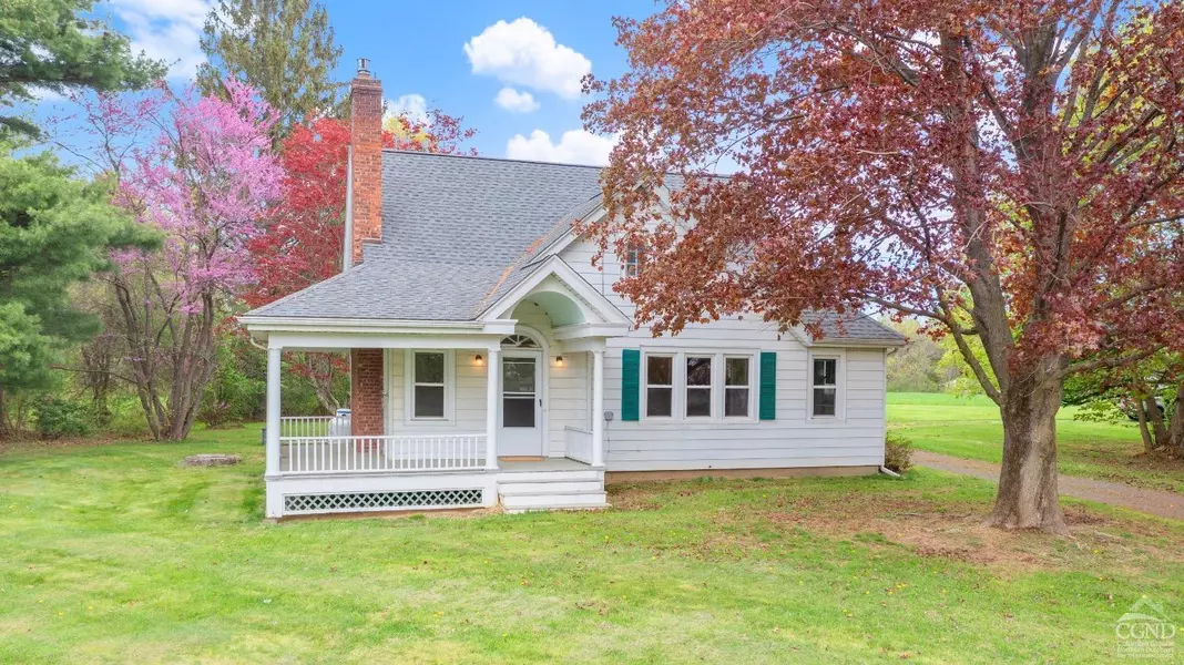 52 County Rt 10, Germantown, NY 12526