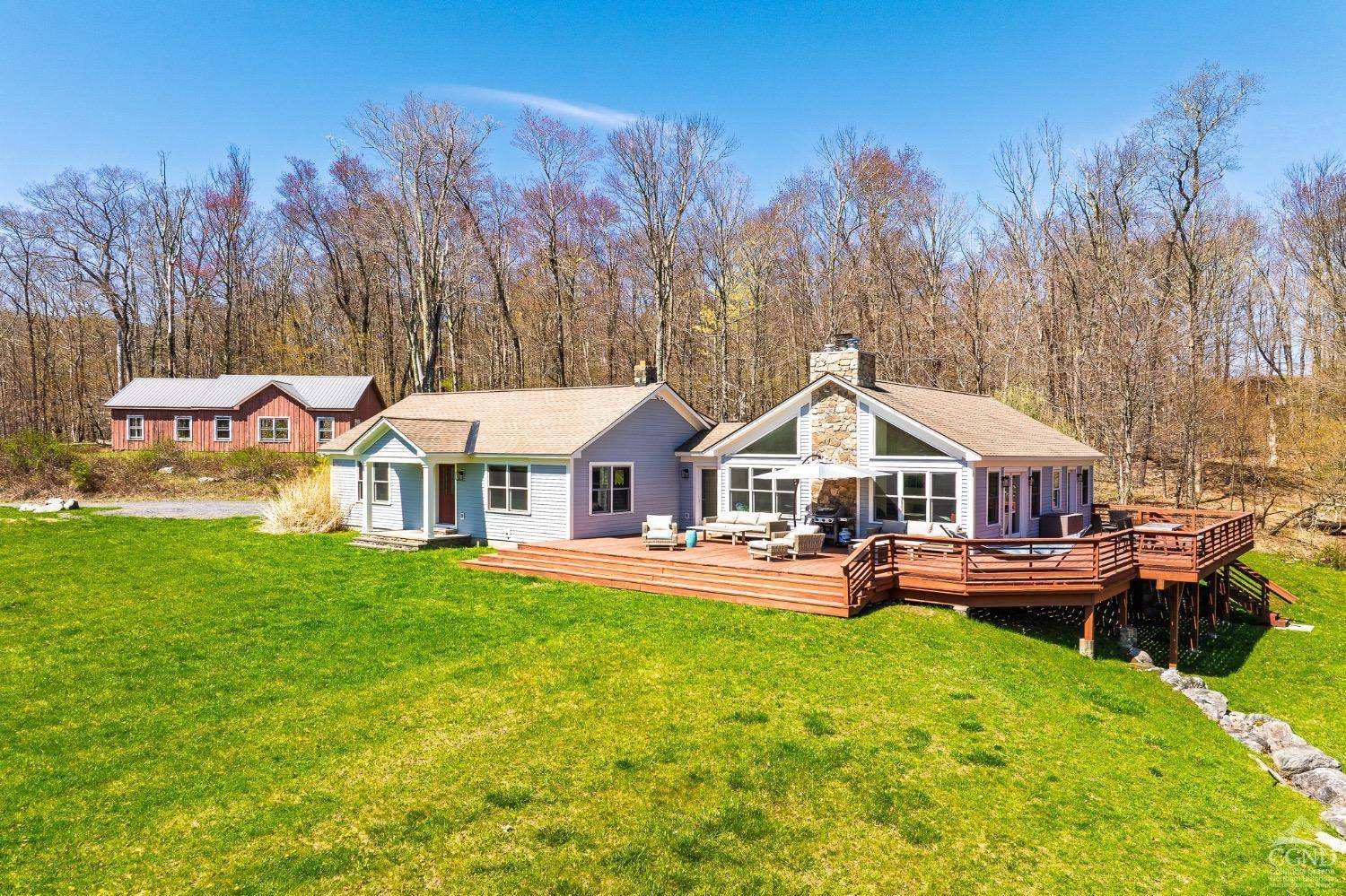 236 Dugway RD, Austerlitz, NY 12017