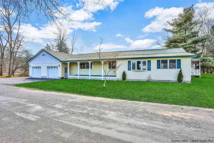 58 Carlo DR, Kerhonkson, NY 12446