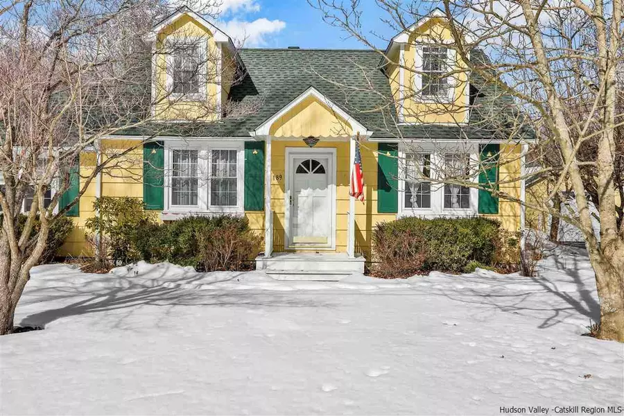 189 Grove ST, Tillson, NY 12486