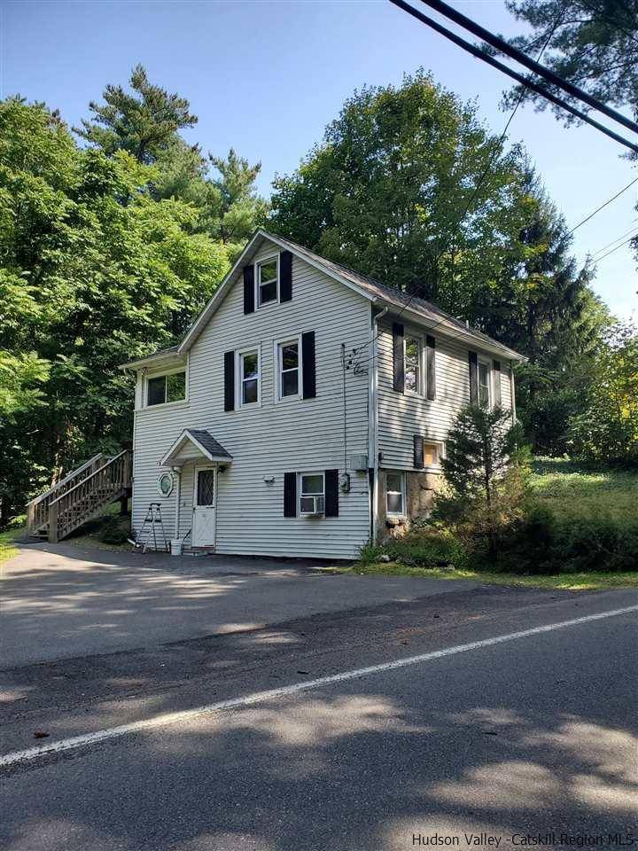 17 Main ST, Bloomington, NY 12411