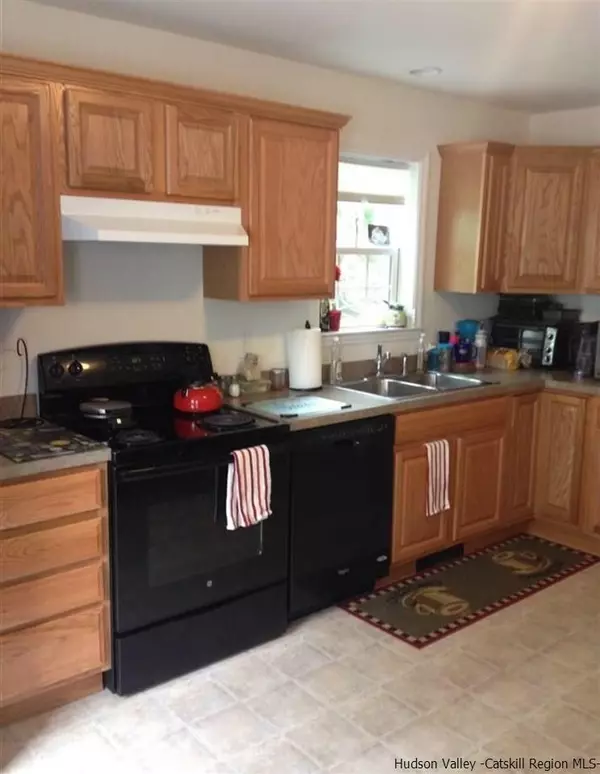 New Paltz, NY 12561,18 Mulberry ST