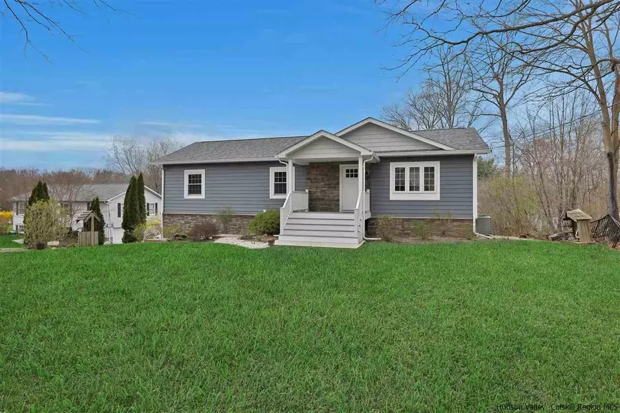 623 N Elting CORS, Highland, NY 12528
