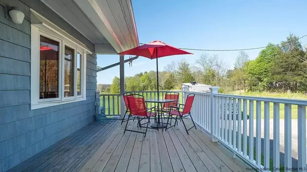 Saugerties, NY 12477,2005 Old Kings HWY