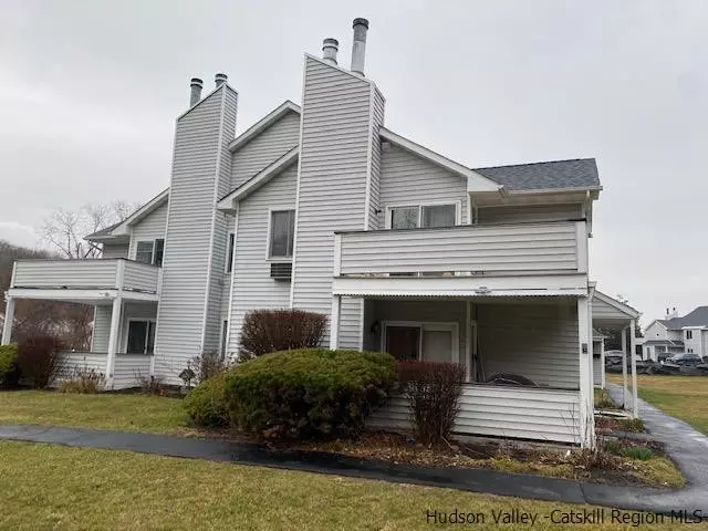 Saugerties, NY 12477,4 Tiger Maple LN