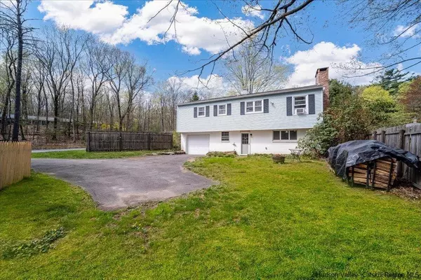 West Hurley, NY 12491,75 Holland DR